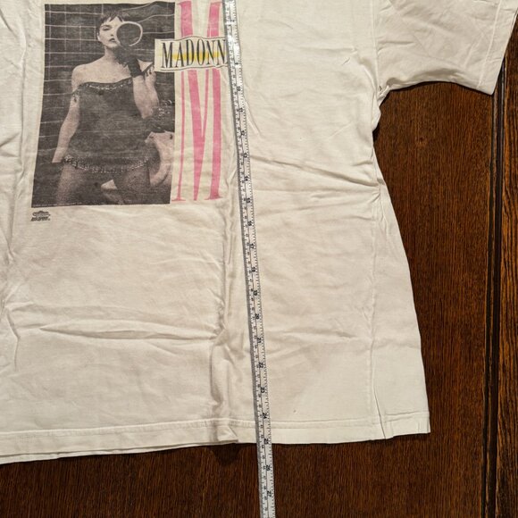 vintage madonna shirt - Picture 3 of 4